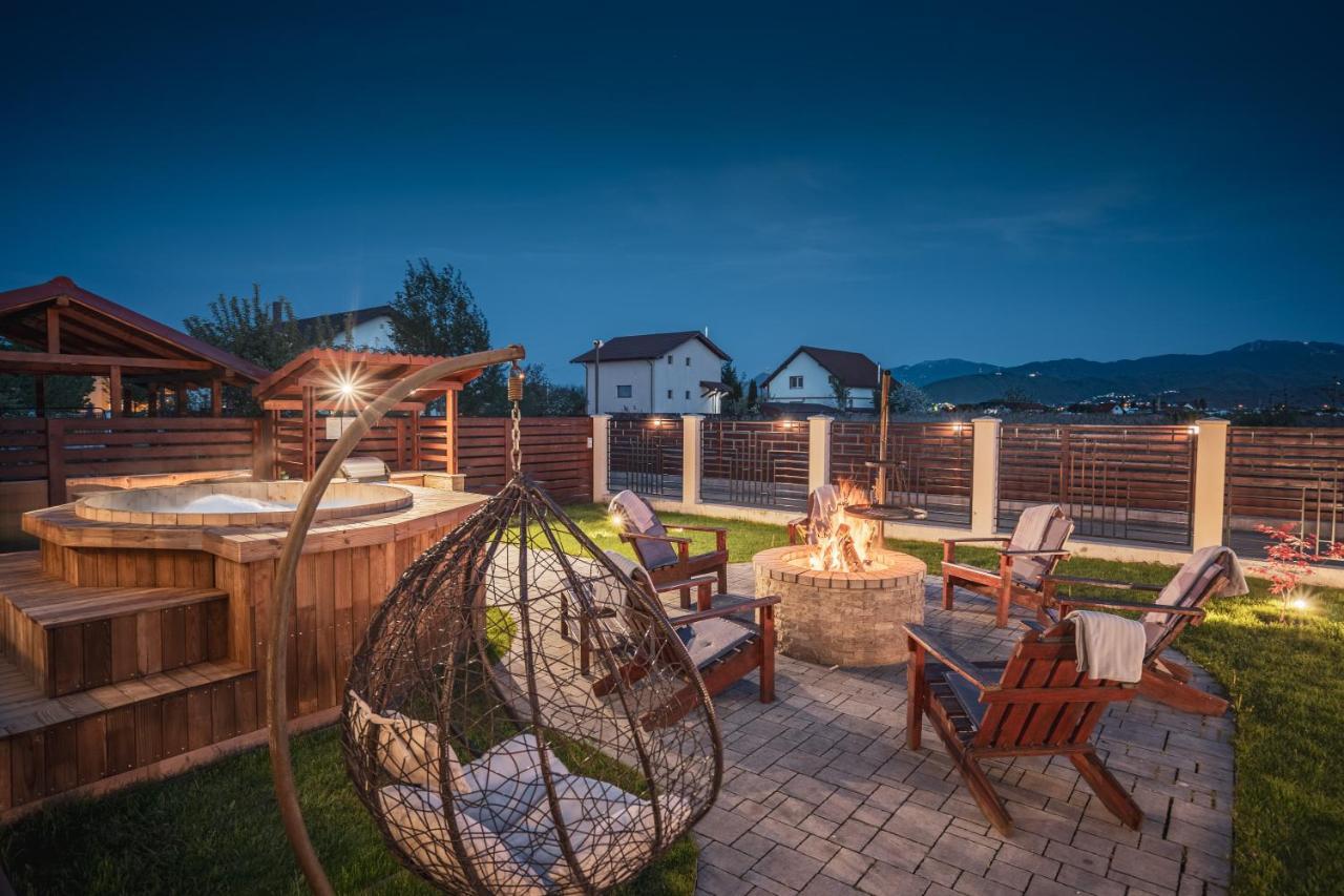 Roots Villa Redwood Braşov Exterior foto