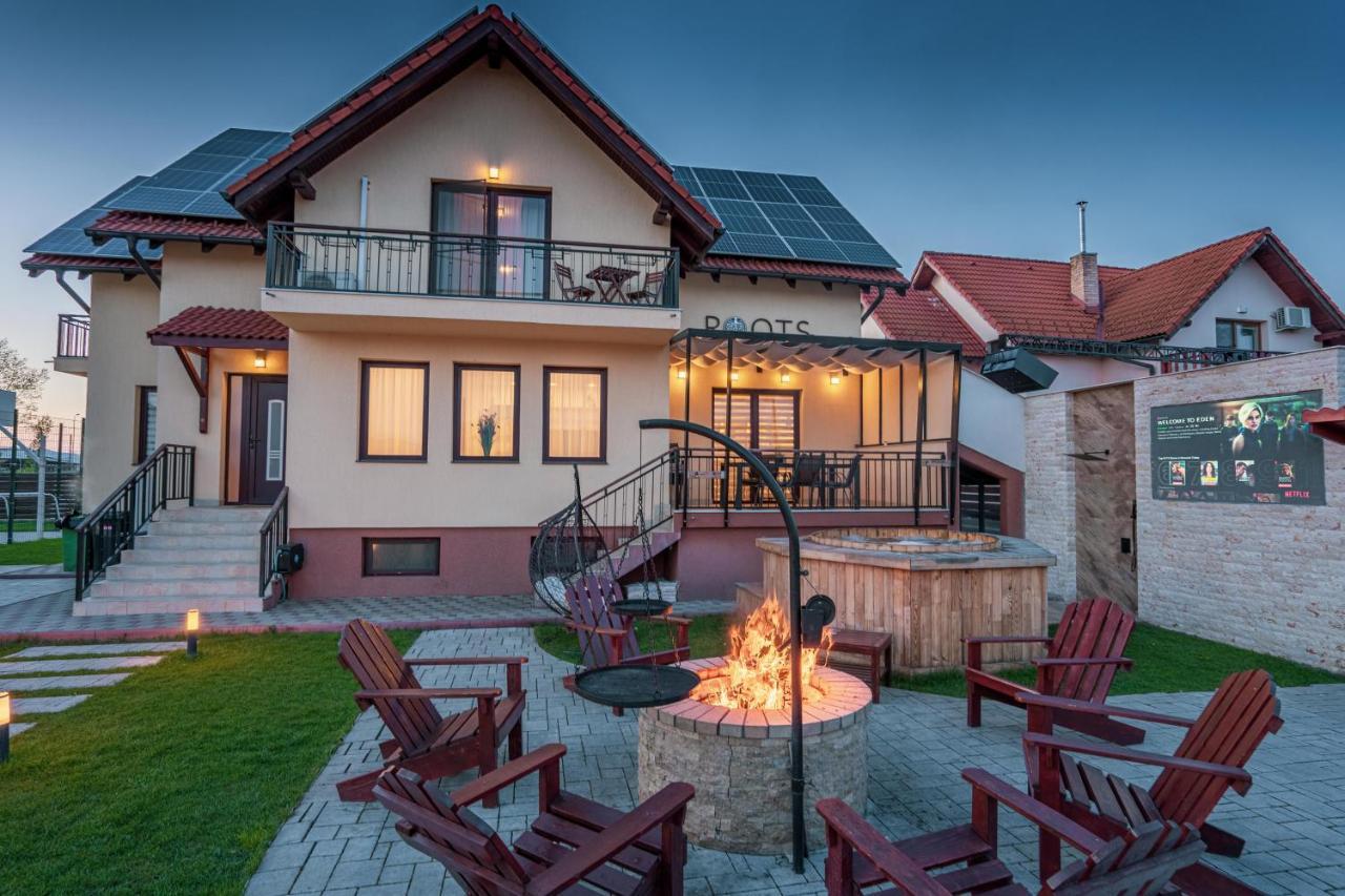 Roots Villa Redwood Braşov Exterior foto